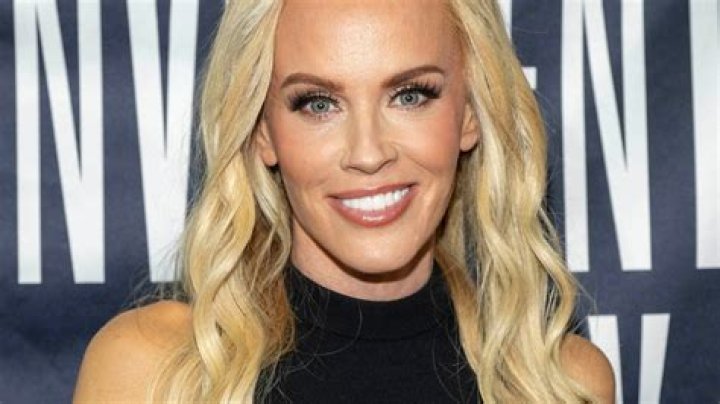 The Latest On Jenny McCarthy's Shocking Divorce
