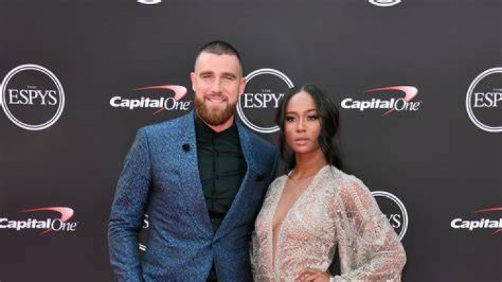 The Lovebirds: Uncovering The Travis Kelce And Kayla Nicole Relationship Saga