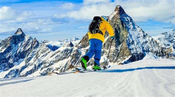 The Ultimate Protection: Snowfall Skully For Winter Adventures
