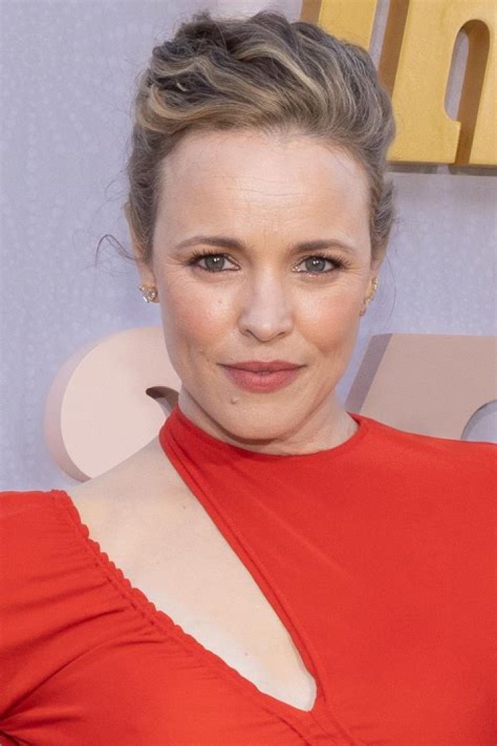 The Unseen Truth Of Rachel McAdams' Natural Hair