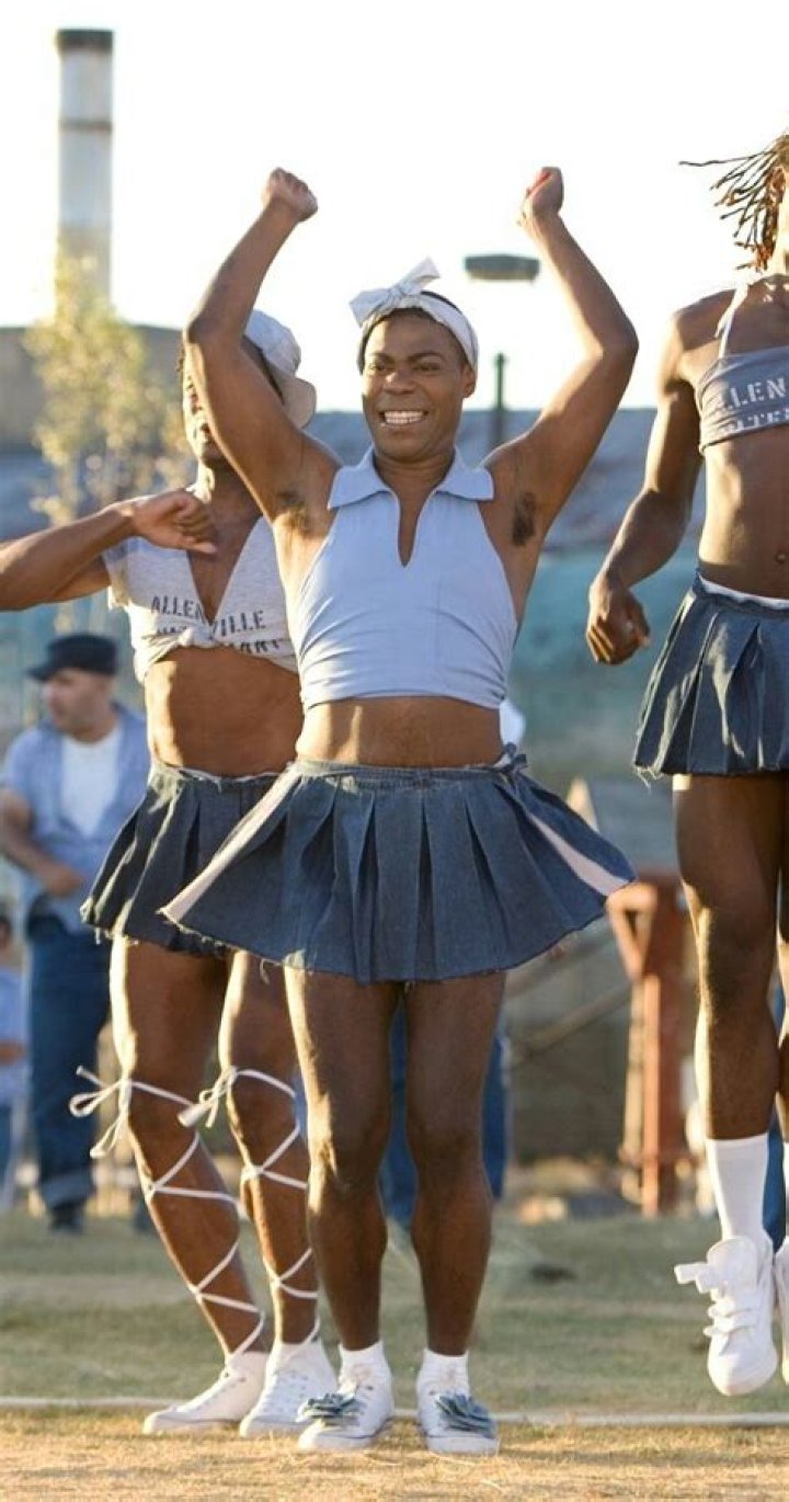 TheLongestYard (2005) Fashion, Cheer skirts, The longest yard