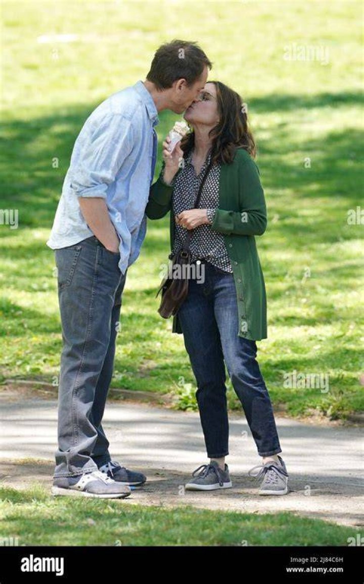 Tobias Menzies Challenging to be alpha man and walk behind your wife