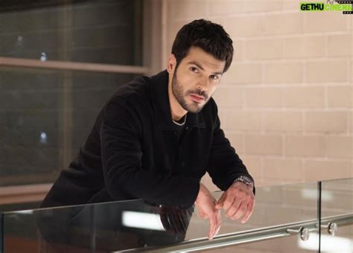 Tolga Mendi (TV Actor) Age, Birthday, Bio, Facts, Family, Net Worth