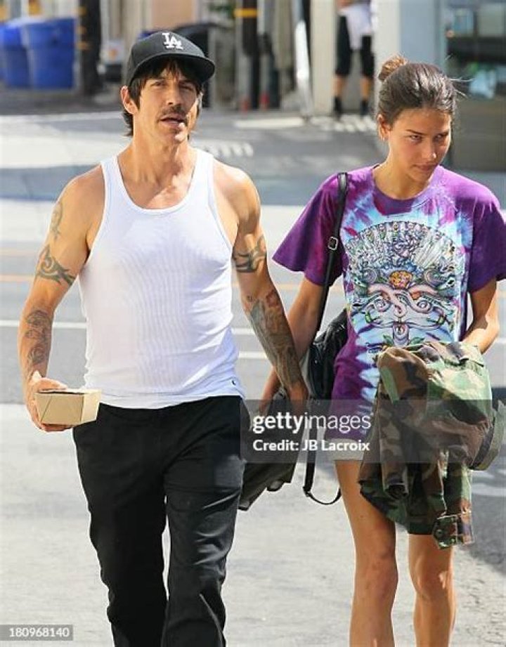 Top-Rated Details About Anthony Kiedis' 