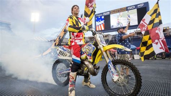 Travis Pastrana Gives Us the Dirt on the Nitro Rallycross Automobile