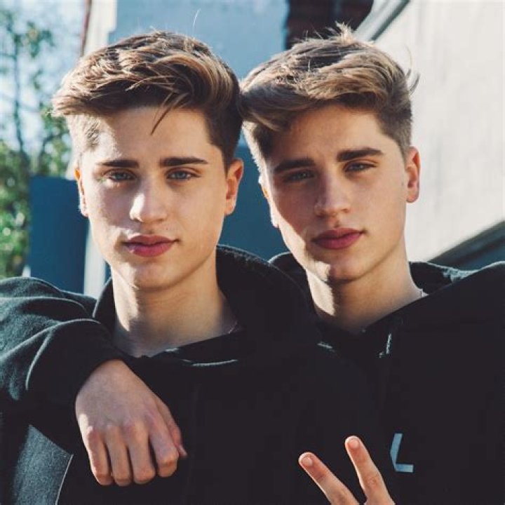Twins YouTube