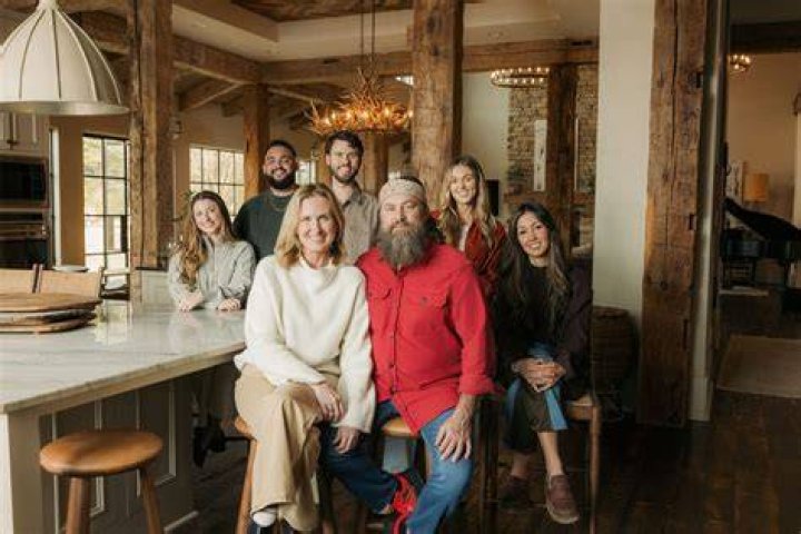 Unraveling The Mystery Of Willie Robertson's Height