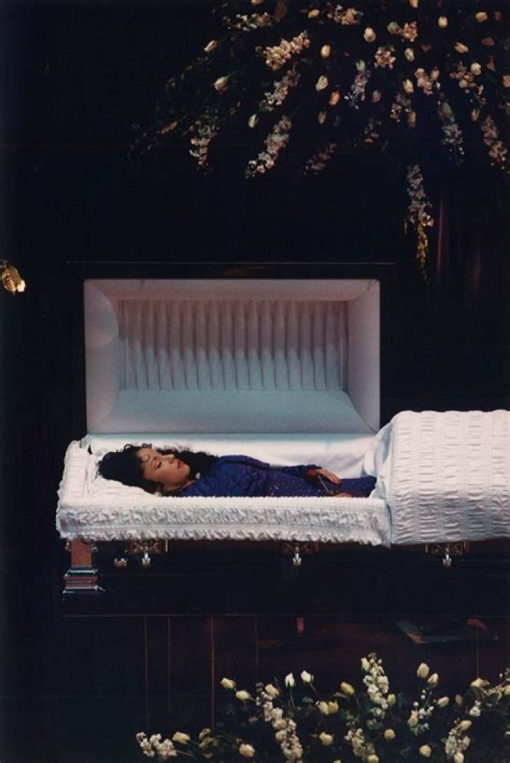 Unraveling The Tragic Story Of Selena: The Night She Was Killed