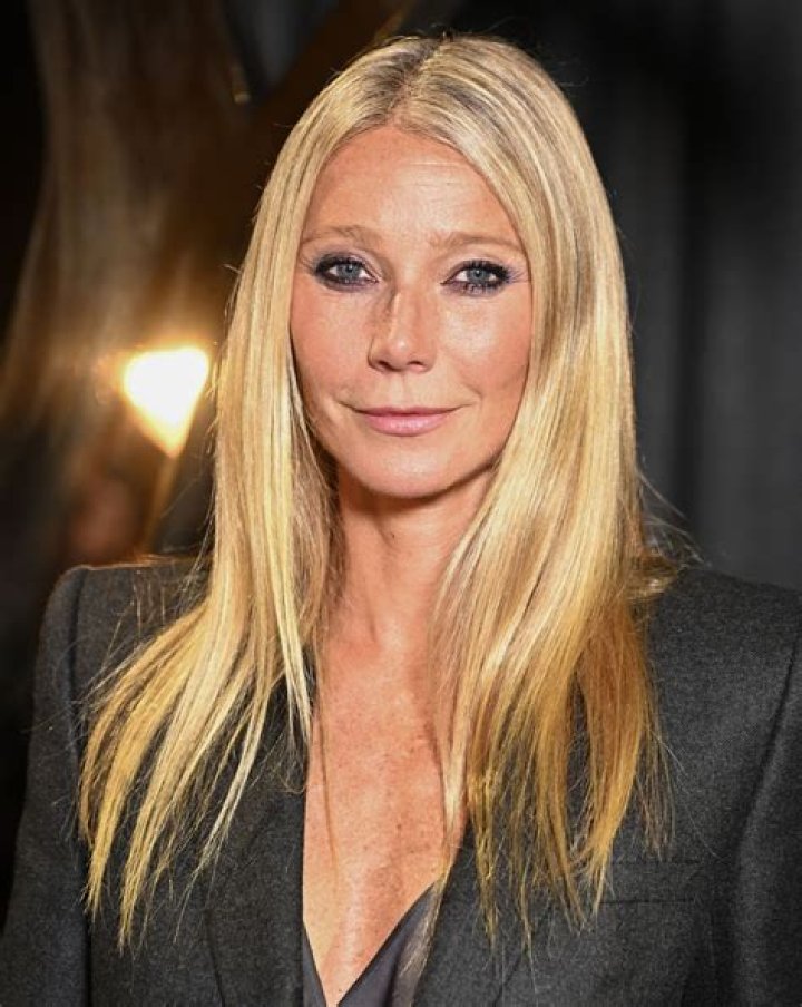 Unveiling Gwyneth Paltrow's Height: A Journey Through Celebheights