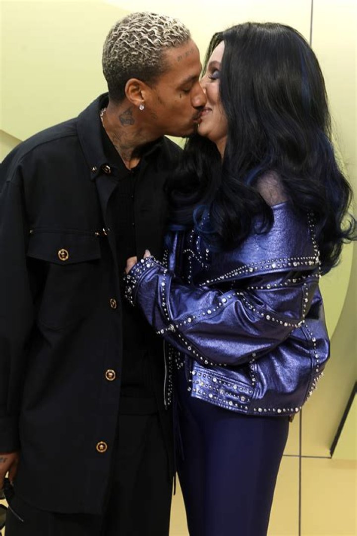 Unveiling Janet Jackson's Current Boyfriend: A Glimpse Into Her Love Life