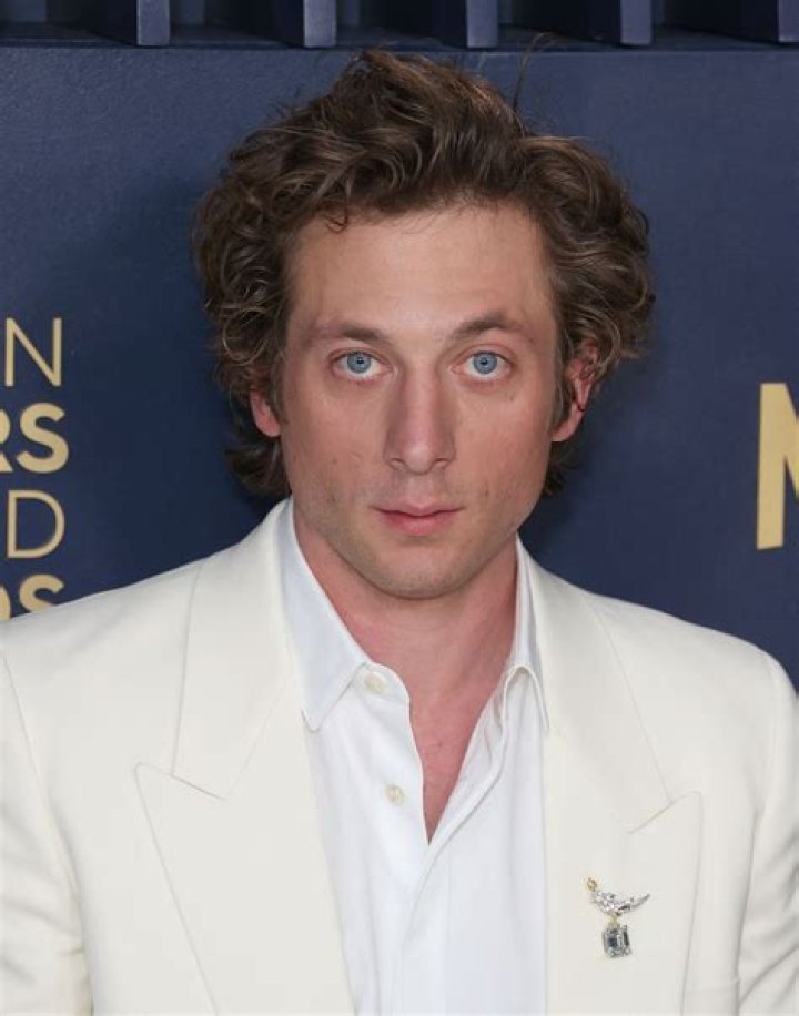 Unveiling Jeremy Allen White's Wealth: A Look Into His Net Worth In 2023