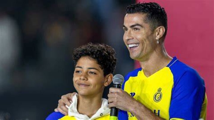 Unveiling Mateo Ronaldo's Age: The Youngest Star In The Limelight