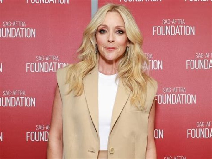 Unveiling The Charisma Of Blonde Female Comedian Actresses