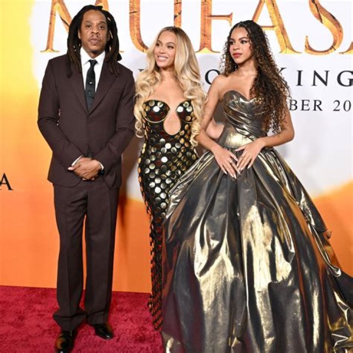 Unveiling The Height Of A Queen: How Tall Is Beyoncé?