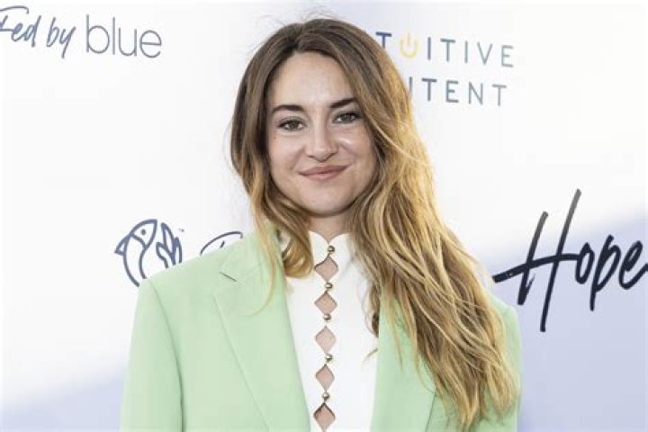 Unveiling The Height Of Shailene Woodley: A Closer Look