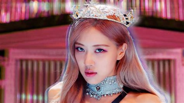 Unveiling The Leader Of BLACKPINK: Who Holds The Crown?
