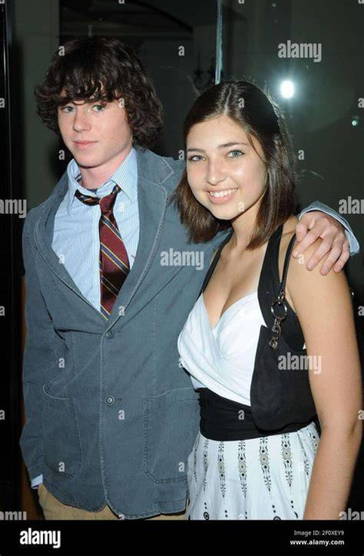 Unveiling The Life Of Charlie McDermott's Wife: A Deep Dive