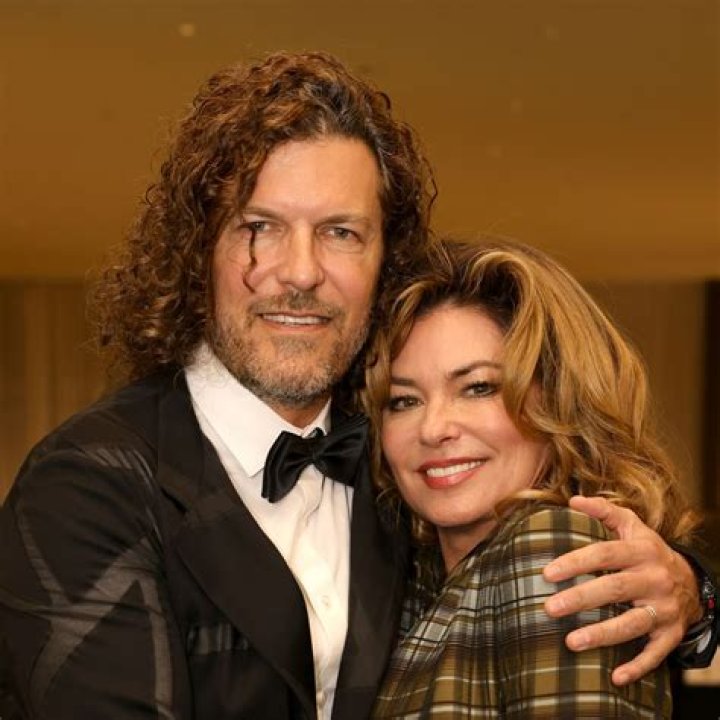Unveiling The Love Life Of Shania Twain: Who Is She Married To?