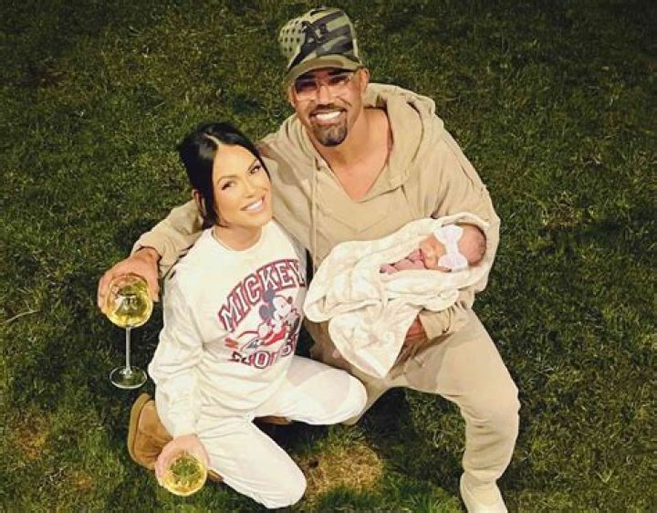 Unveiling The Mystery Of Drake's Baby Mama