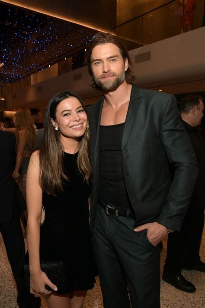 Unveiling The Mystery Of Miranda Cosgrove's Partner