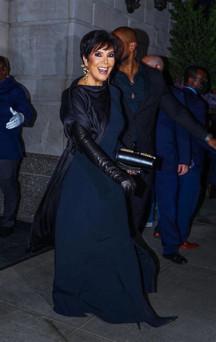 Unveiling The Weight Of Kris Jenner: A Closer Look
