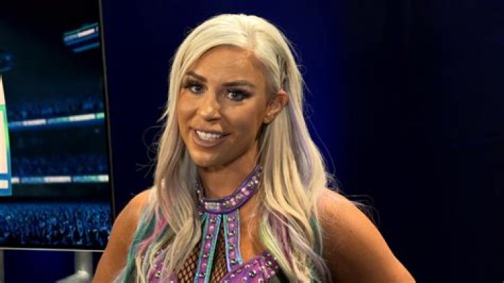 VIDEOS Dana Brooke Gets Rejected on a Date, Xavier Woods in Rap Song