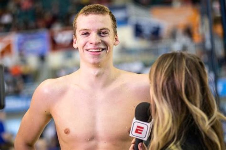 WATCH Leon Marchand Swims NationLeading Times In 200 IM/400 IM/200