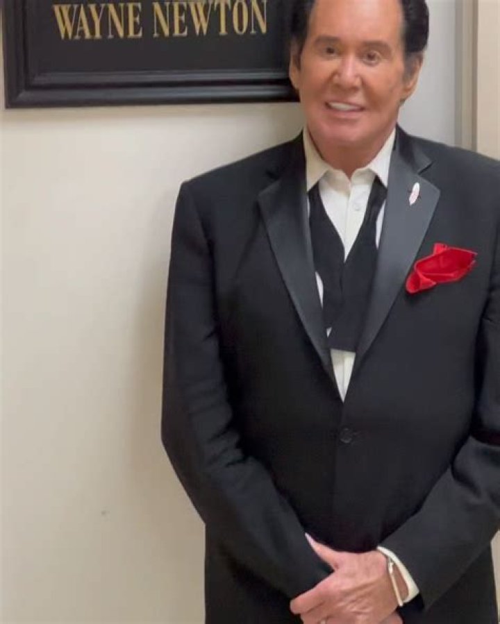 Wayne Newton's Net Worth: Fortune Of The Legendary Performer