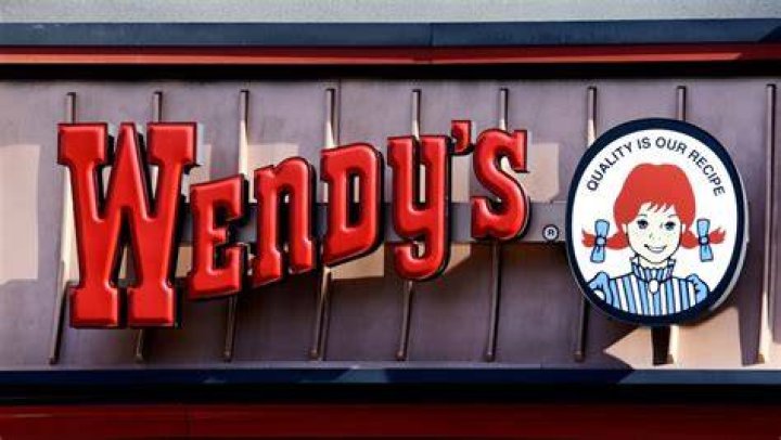 Wendy&rsquo;s mascot may look sweet, but on Twitter she&rsquo;s a mean girl The