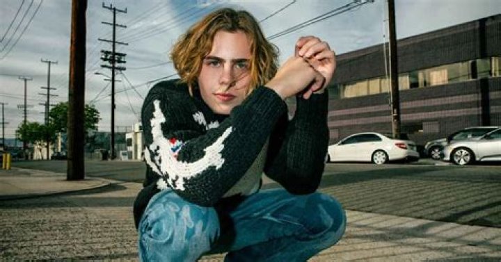 What is the kid laroi's real name?