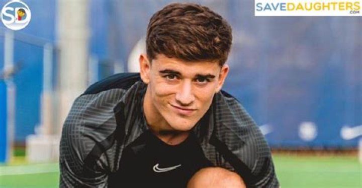 Who Is Gavi? Mother Age, Girlfriend, [Football Player], Stats, Contract