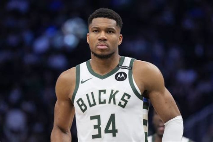 Who Is Giannis Antetokounmpo's Girlfriend? All About Mariah Riddlesprigger