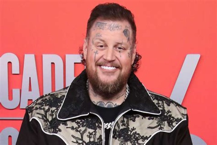 Who is Jelly Roll's wife Bunnie XO and How Did They meet? Dicy Trends