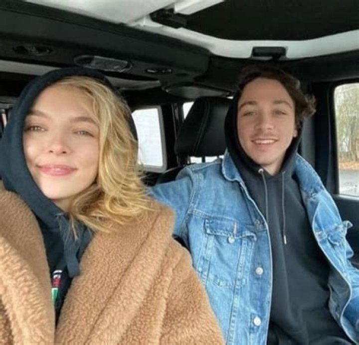 Who Is Jodie Comer Husband To Be James Burke? Family & Net Worth