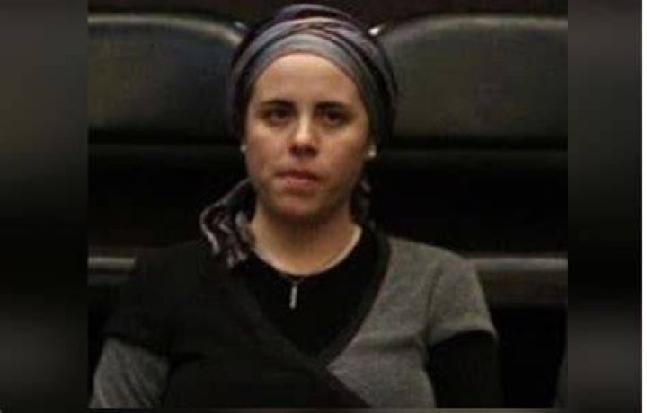 Who is Noa NetanyahuRoth's husband Daniel Roth?