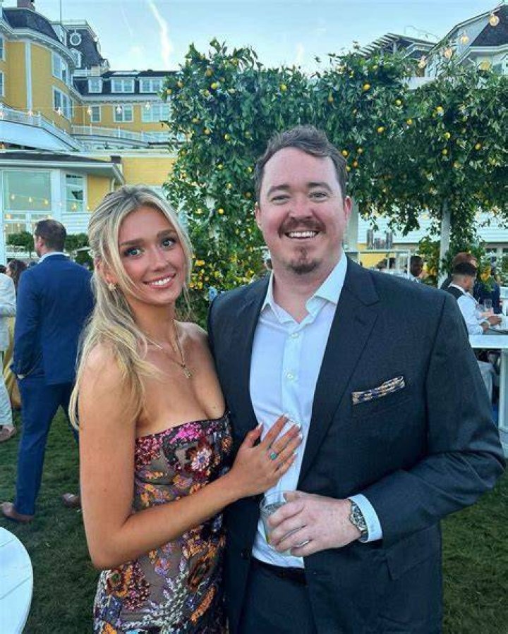Who is Shane Gillis girlfriend in 2024? American standup comedian