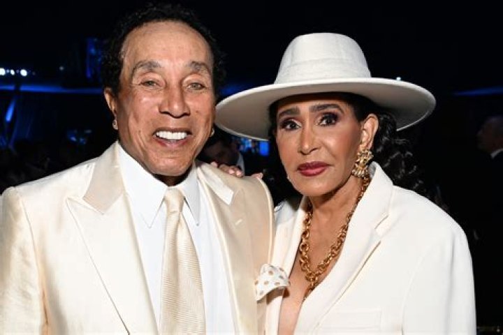 Who Is Smokey Robinson&rsquo;s Wife? All About Frances Gladney