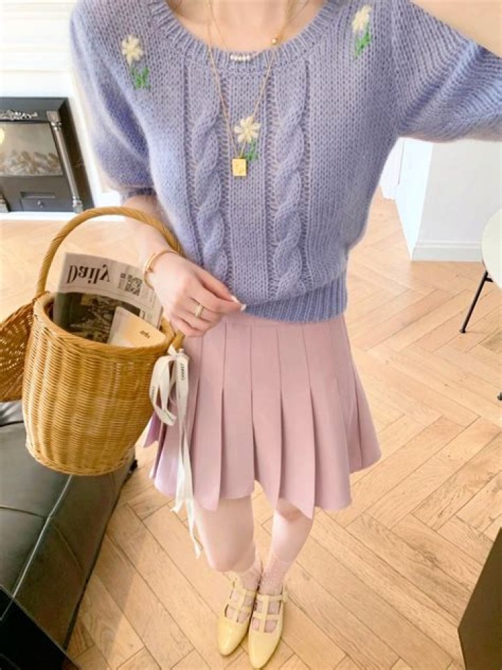 Why are boys fascinated by girls with pleated skirts? The psychological