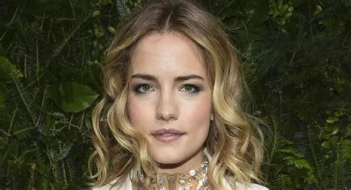 Willa Fitzgerald Biography, Height & Life Story Super Stars Bio