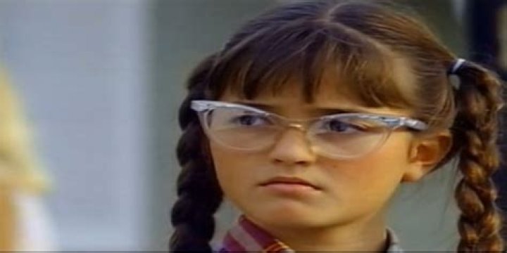 Winnie Cooper Pics and Story