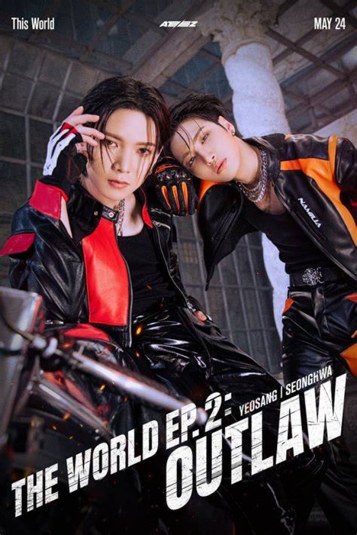 WTS bread seonghwa ateez outlaw pc , Hobbies & Toys, Memorabilia