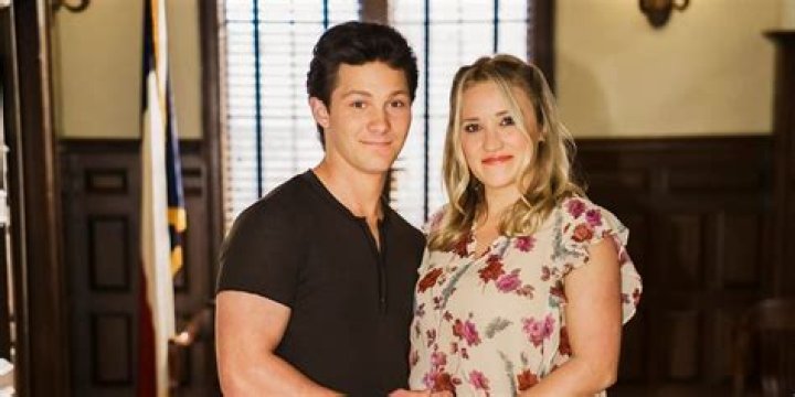 Young Sheldon Salaries: Unveiling Actors' Earnings