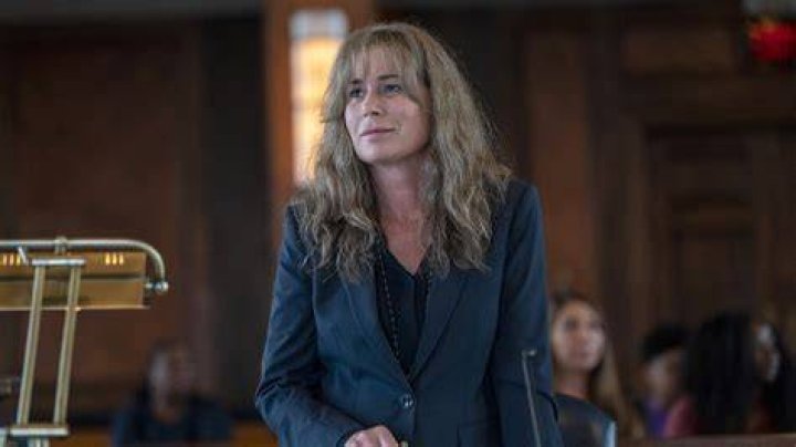 Your Honor Fiona Mckee Part Seven Your Honor S01e07 Tvmaze / Han kang