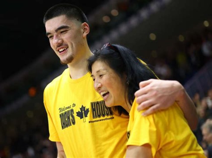 Zach Edey’s Mother: The Woman Behind The Rising Basketball Star
