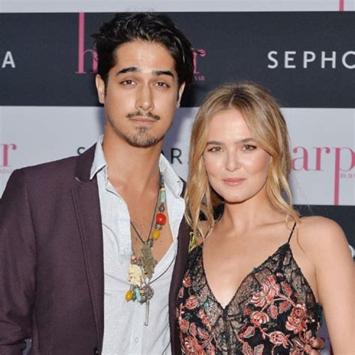 Zoey Deutch and Boyfriend Avan Jogia Breakup After 5 Years Together E
