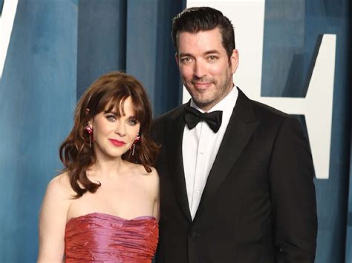 Zooey Deschanel and Jonathan Scott 'Started Talking as Friends' First